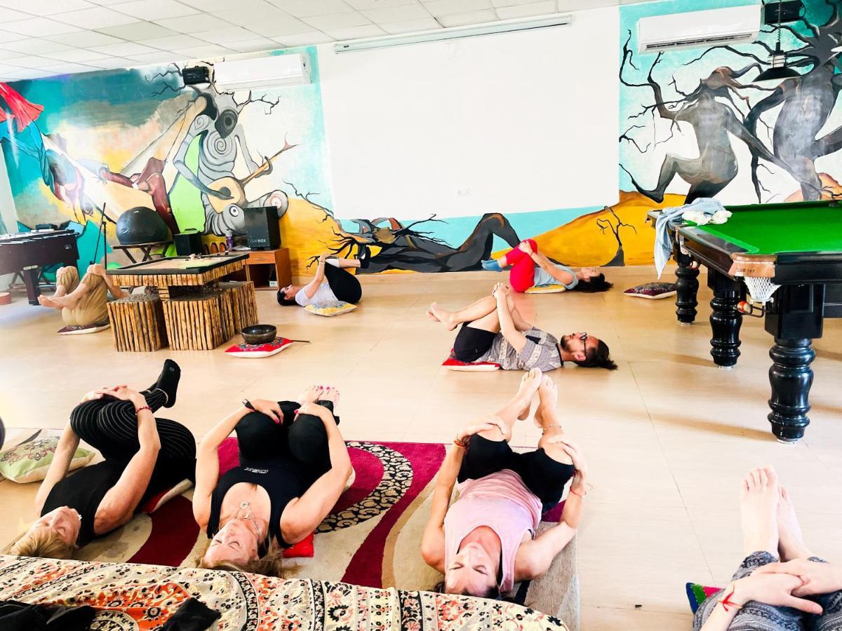 Karwaan Hostel Rishīkesh Eksteriør bilde